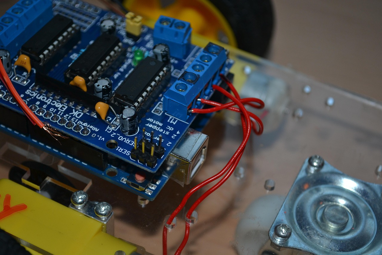 Make a Motion-Sensing Closet Light with an Arduino and a PIR Sensor