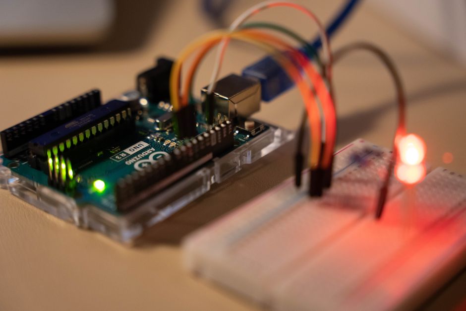 Your First Arduino Project: A Blinking Nightlight That Teaches Real Skills